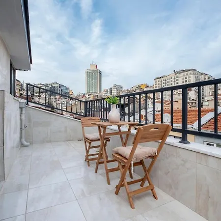 Family 3-bedroom Duplex With Terrace And Elevator *