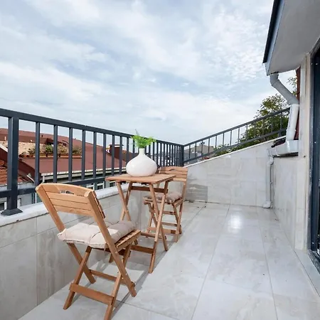 Family 3-bedroom Duplex With Terrace And Elevator * Istanbul