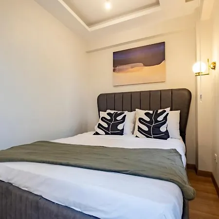 Lejlighed Family 3-bedroom Duplex With Terrace And Elevator *